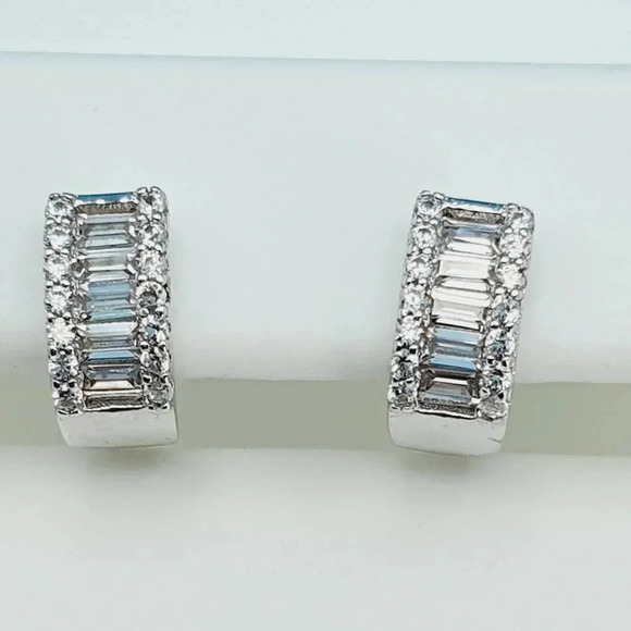 "925 Sterling Silver CZ Beautiful Earrings for Women, 1USPAR4264 - Picture 6 of 11